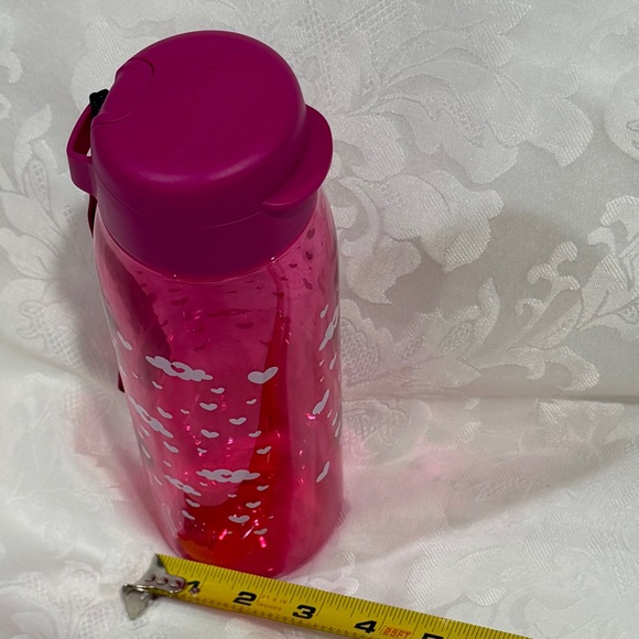 NEW (NIP) Tupperware Pink Eco Water Bottle with Hearts Design - Picture 7 of 7